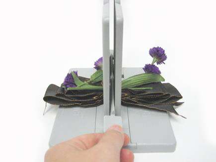 Apple Crafts for Fall: Decorating Apples with Bowdabra Bows Fall Craft Ideas