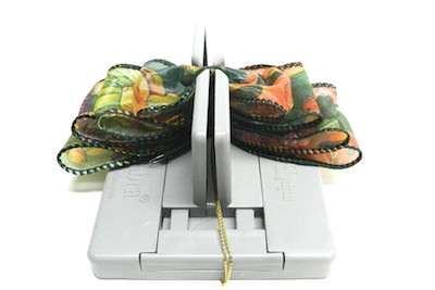 Fold and twist loop Fold and twist loop