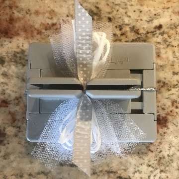 Fall Wreath Ideas bow making tool