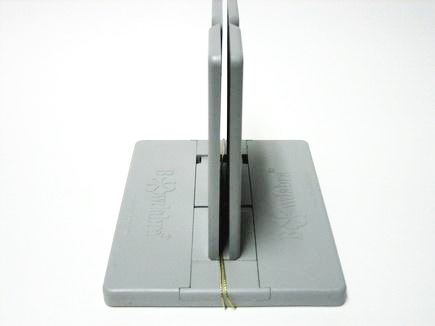 Thanksgiving Decor: Ribbon Wrapped Wreath with Bow Bow maker tool