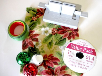 making a bow for a wreath