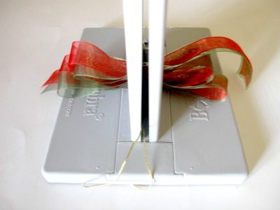 Quick & Easy Christmas Wall Decor