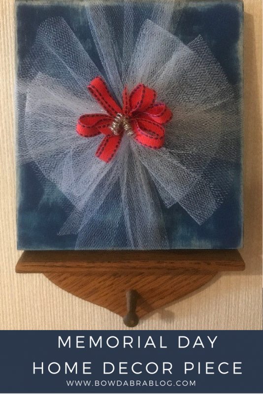 Christmas Home Decor Crafts: Ruffled Ribbon Christmas Tree DIY Christmas Decorating with bow