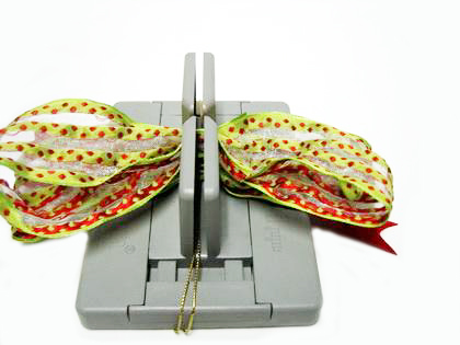 decorating jelly jars with ribbon