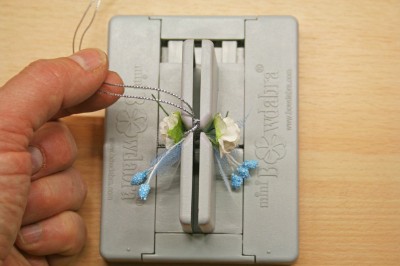 Make Beautiful Bows With Ribbon