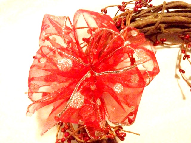 Gorgeous Valentine’s Day Wreath 