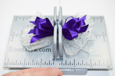 How to Make a Mini Bowdabra Wrist Corsage 9