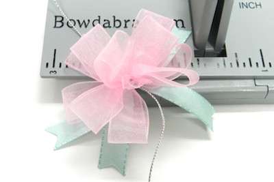 {Back-to-School Craft} Design Your Own Homework Folder 15 best bow for gifts