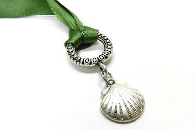 {DIY Jewelry} Ocean Charms and Dangles Ribbon Necklace 3