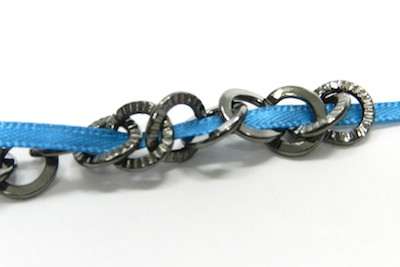 Ribbon Chain
