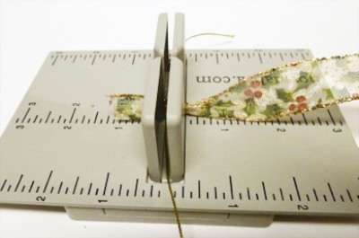 Bow making ideas with Ribbon