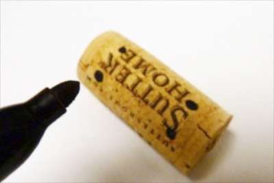 Make Wine Cork Christmas Reindeer