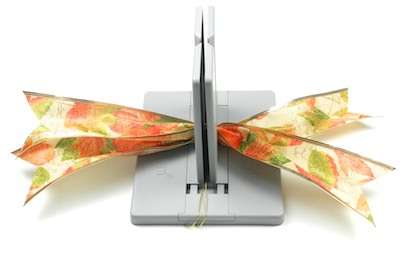 Dovetail Ribbon create a handmade cornucopia