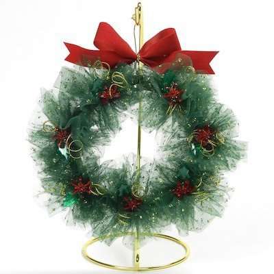 Handmade Christmas Ornaments: Tulle Ribbon Wreath