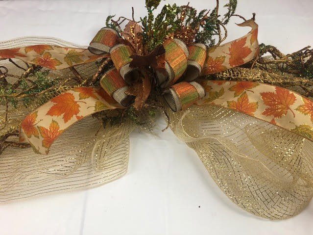 How to create this beautiful burlap wreath bow with Bowdabra