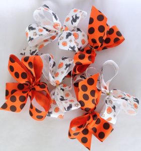 Easy Wired Ribbon Pumpkin DIY – Ribbon and Bows Oh My!