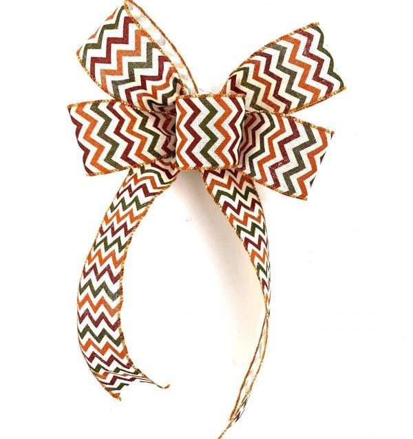 Simple and Traditional Christmas Bow