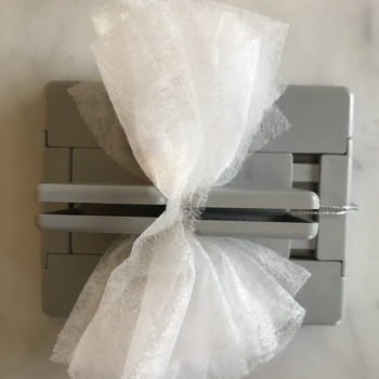 Scrunch Half Dryer Sheets in Mini Bowdabra