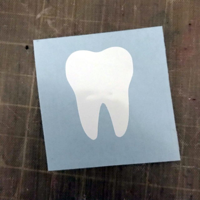 Cut Out Tooth : Bowdabra