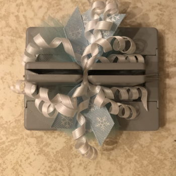 Layer White Corkscrew Ribbons in Mini Bowdabra