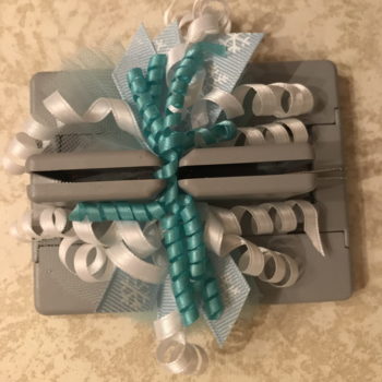 Layer Teal Corkscrew Ribbons in Mini Bowdabra