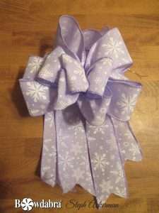 The easiest How to –  make a full, fluffy bow with Bowdabra