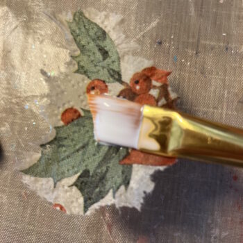 Pick up Motif with Flat Side of Brush