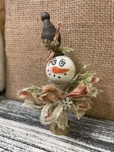 Bowdabra video DIY – How to make the best snowman from a candlestick holder