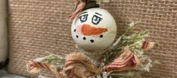 Bowdabra video DIY – How to make the best snowman from a candlestick holder