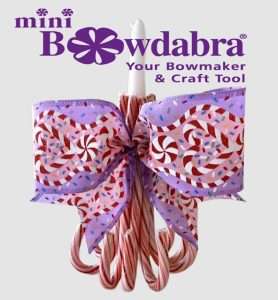 How to Make a Fun and Easy Candy Cane Candleholder