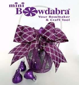How to make adorable goody basket table favors