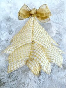 How to make an adorable ribbon tree bow ornament