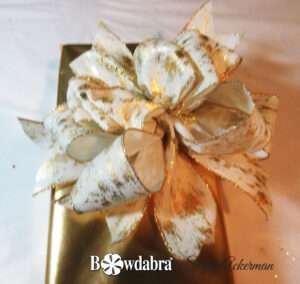 stunning gift bow