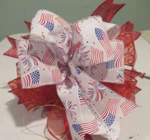 simple patriotic wreath bow 
