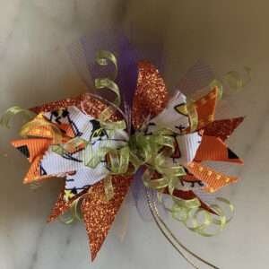 Fluff Bow and Arrange Ribbons