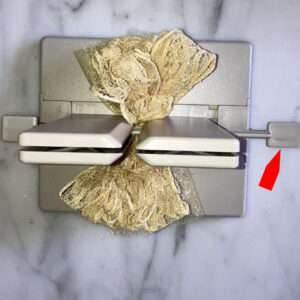 Compress Ribbon and Tulle with Wand