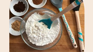 Decorated Kitchen Set for Mother's Day Gift