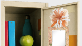 Magnetic Locker Mirror (Pinterest)