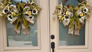 easy wreath and bow 2